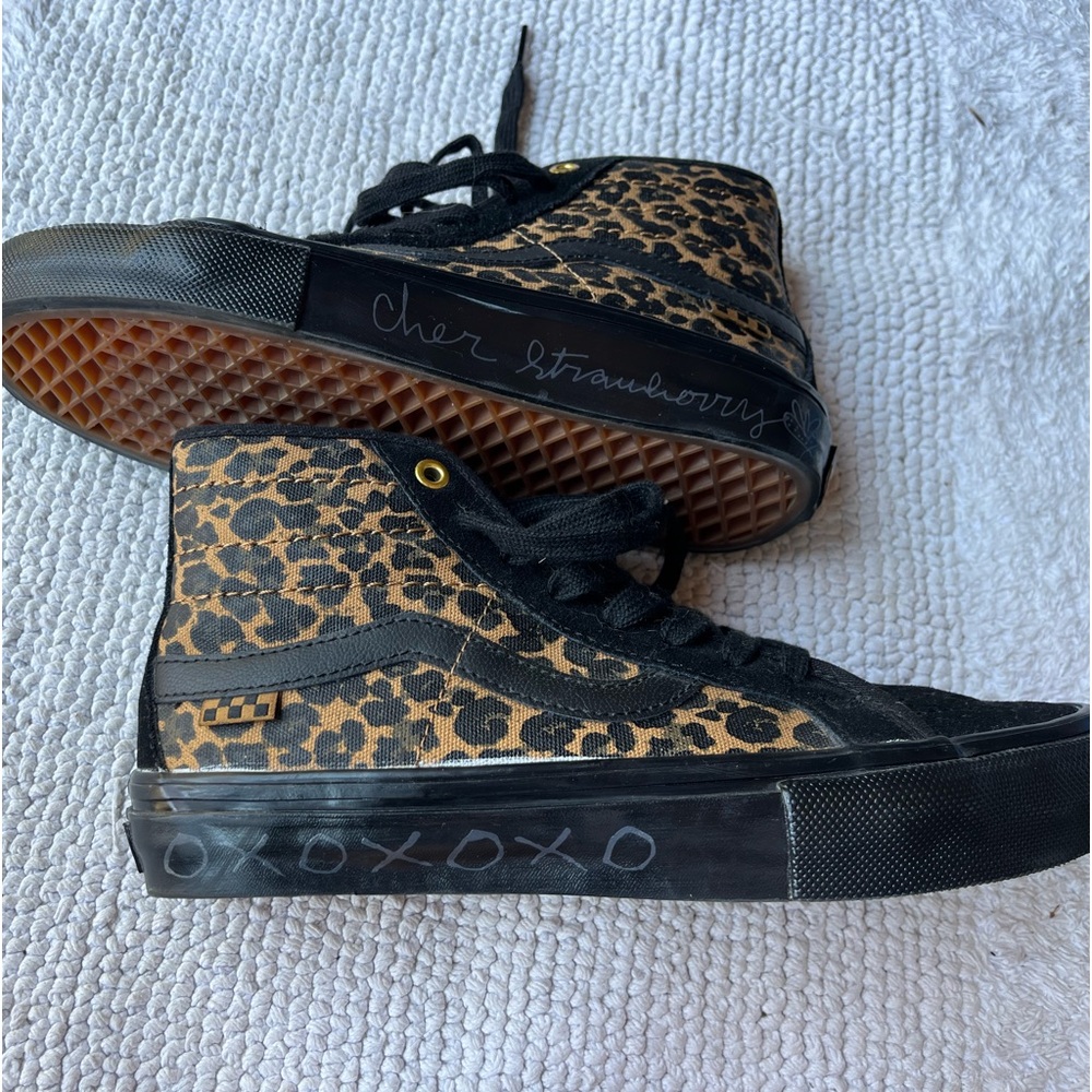 Cheetah Print High Top Vans Size: 6.5 men’s or 8 women’s